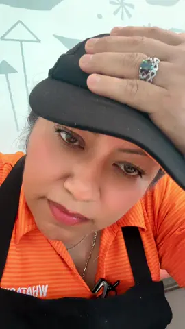 Saludennnn !! Buen diaa Dios los bendiga 🙌🏼