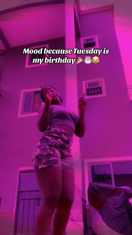 Friendly reminder: gifts are highly encouraged (especially from the gentlemen 😌). Otherwise, I’ll stop hyping you up oo 😂. And please, no ‘cheers to greatness’ this time, I beg!😂💔