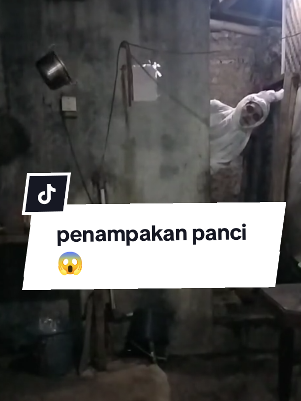 Seram!!! penampakan pocong terjelas terekam camera😱😵#penampakan #viralpenampakan #viralvideo #viralpocong #horor 