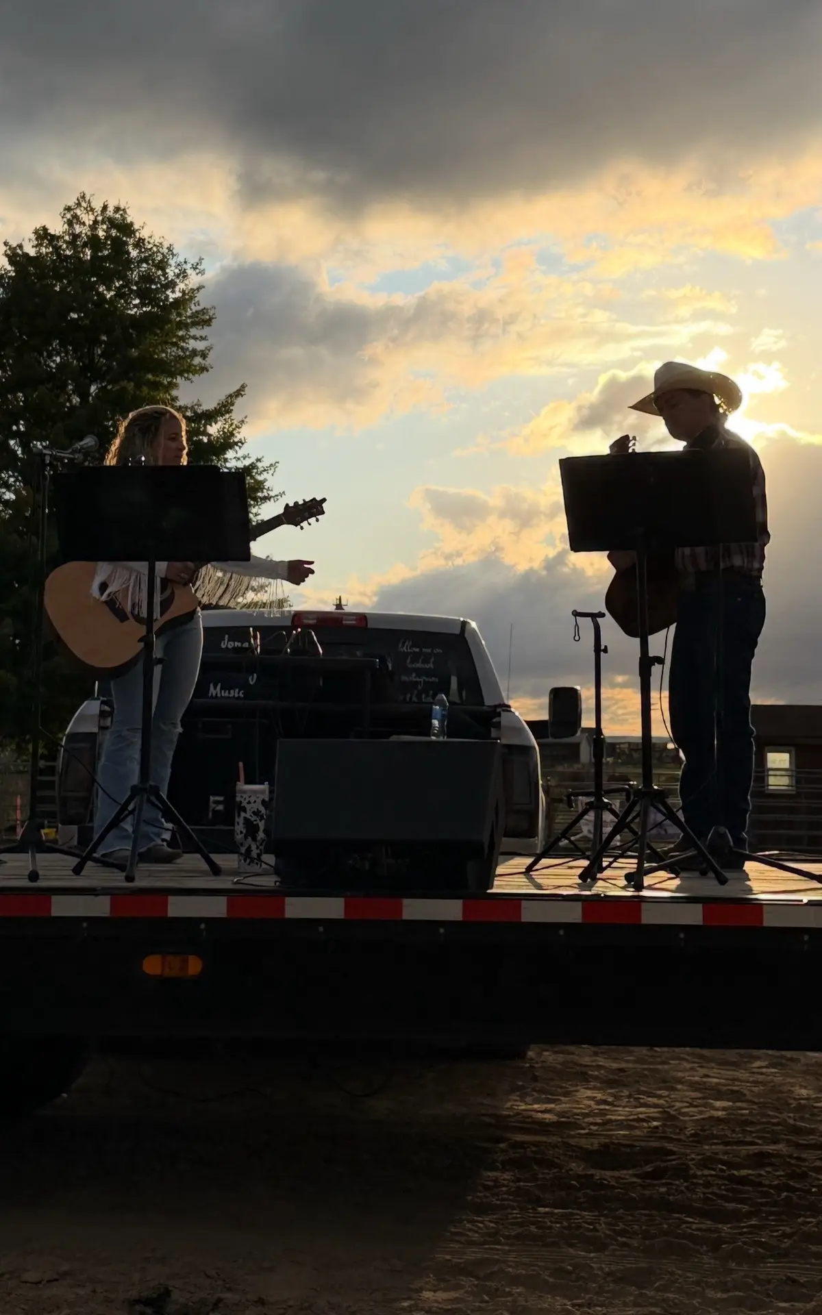 #livemusicconcert #rodeo 