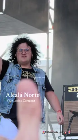 Y así empezaba el concierto de @Alcalá Norte en el @vivelatino en Zaragoza 🙌🏻 ¡¡¡Tremendos!!! #musicaendirecto #musicaenvivo #alcalanorte #artistasemergentes #vivelatino 