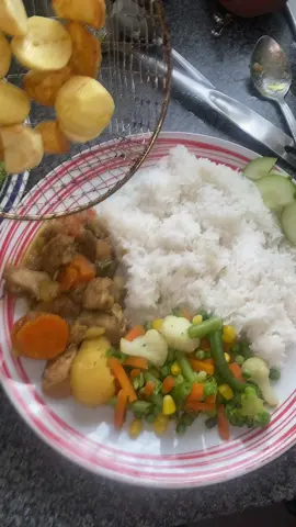 ##foryoupage #foryoupage #coconutrice #currychicken 