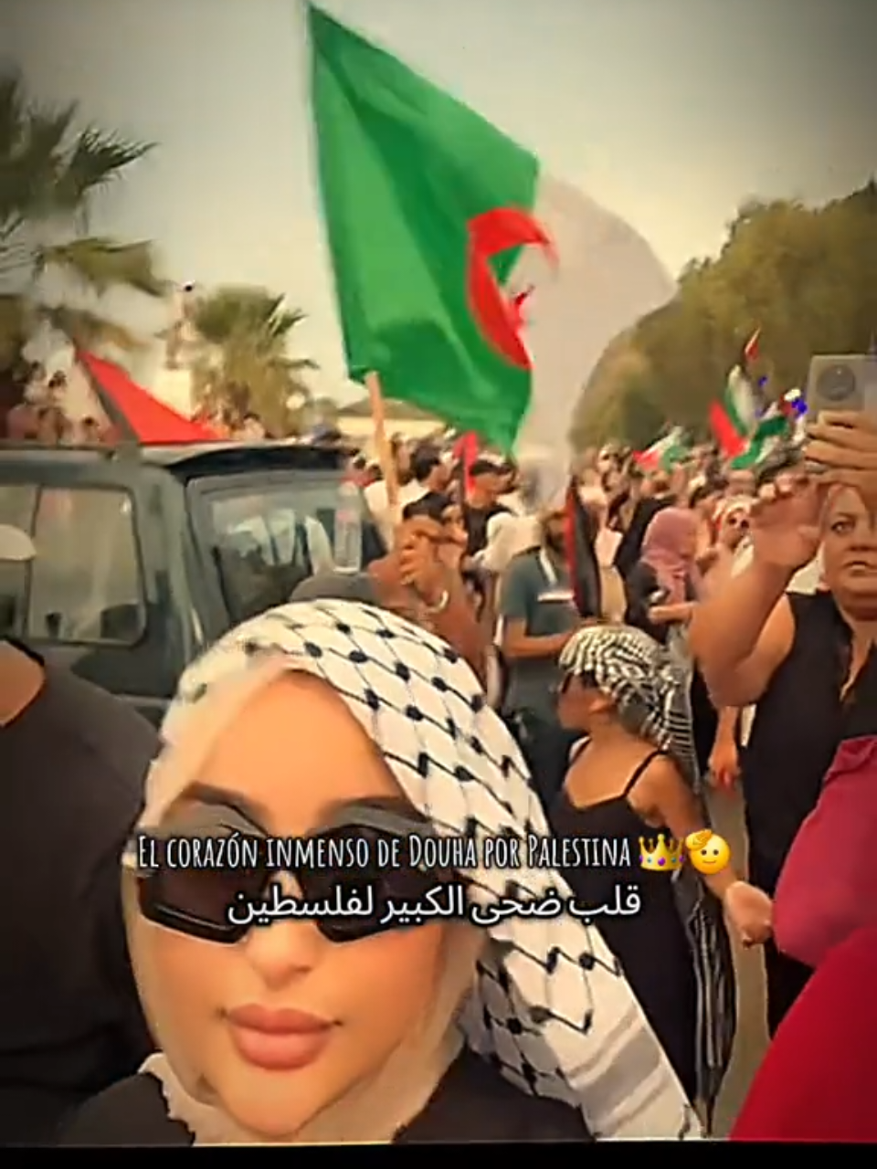 Douha realiza el apoyo y ayuda en privado,además hace poco tiempo llevó ayuda a nuestros hermanos palestinos. POR ESO LA AMAMOS 👑 FREE PALESTINA🇵🇸🫡 @Douha laribii #DOUHA #douhalaribii #facto #reina #palestina 