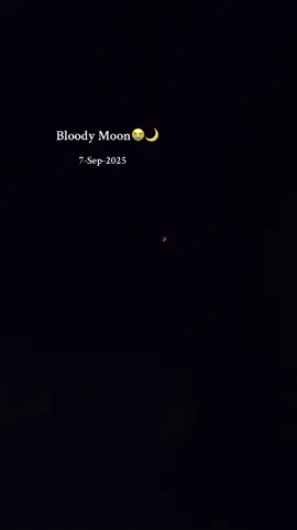 Kis Kis Ny dekh liya Red Moon😢🌙⚡️💕#foryou #foryoupage #rawalpindi #weather #rain 