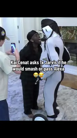She a baddie is crazy🤣🤣 #fyp #viral #kaicenat #1xrobot #blowthisup 