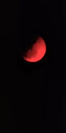 gerahana bulan total