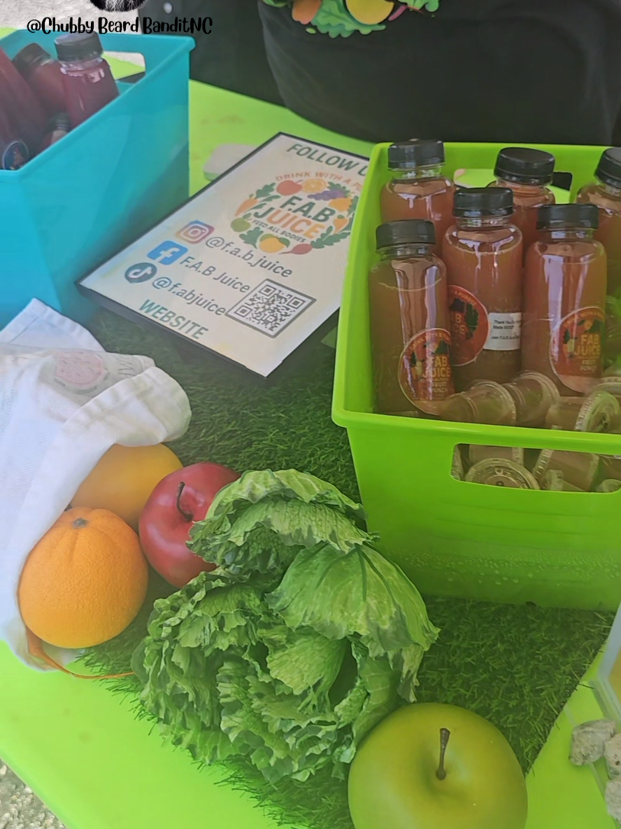It was powerful hot outside and @F.A.B.JUICE had the best tasting and satisfying liquid refreshment I've had in a long time. Best thing, its all natural. Good for me and good to me....APPROVED! #whatgoinonhea #cbbapproved #ncfoodie #localvittles 