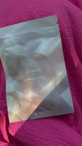 Shoutout Commodity for sending this sample over for me to review before launching! @IG: perfumerism x @Commodity Fragrances !!! I’m obsessed 🎀🤍✨💌  p.s I’m very dramatic and I obsess over little things •ᴗ•  . . . #milkperfume #commodityfragrance #fragrancetok #unboxing #fragrancereview 