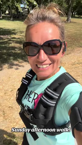 ABSOLUTELY GORGEOUS outside today! Sunday afternoons mean a long walk for me. I love to listen to my 90s country, soak up the sunshine, and think about all I am grateful for!  #sunday #momtok 