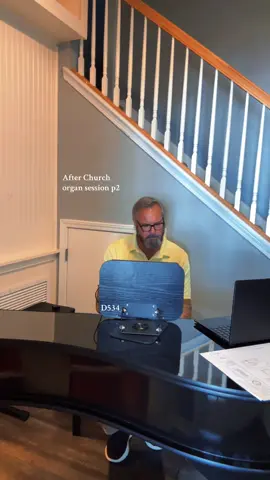 #piano #pianoplayer #pianist #pianotok #musician nordpiano5 stagepiano prestopiano writing music readingmusic classical music newclassicalmusic D534
