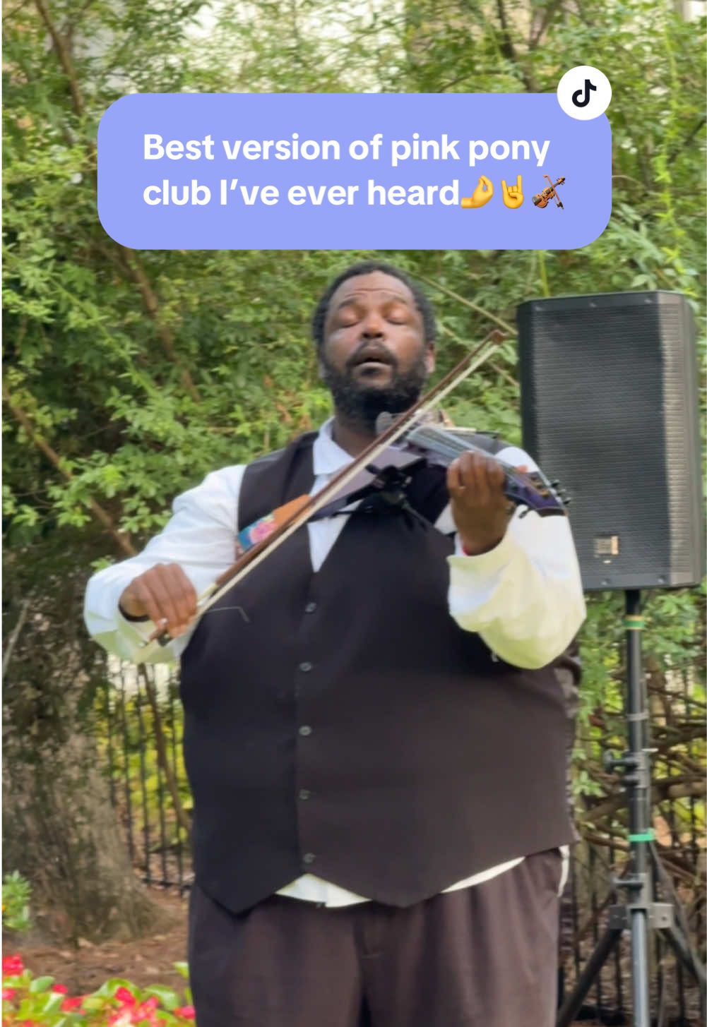 @Mondayviolins you are a legend and everyone needs to hire him for their event / wedding 🎻🤘 #chappellroan #violincover #violinist #atlanta #pinkponyclub 