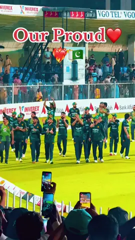 Pakistan Cricket Team 🇵🇰🫡❤️‍🔥❤️#cricketlover #cricketer #foryourpage @HASSAN NAWAZ 👑 @fakharzaman709 @Hassan Ali 