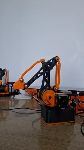 teste de movimentos do robo  Versão 2.0 #3dprinting  #arduino  #robotarm  #robotics  #bracorobotico