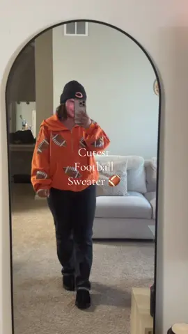 Honestly so perfectttt 🤩 Right in time for the first Sunday of the season 🏈  Rep your teams color.. Bear down 🐻🧡💙 #fyp #football #nfl 
