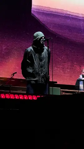 Oasis, champagne Supernova #liamgallagher #oasis #champagnesupernova #oasislive25  @Oasis Live 25’ Tour ®️ @Oasis   