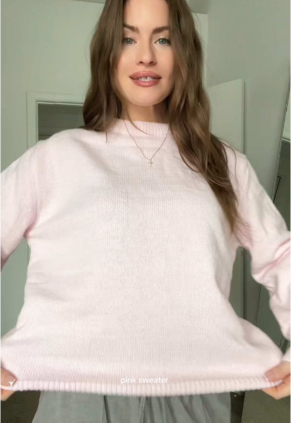Perfect pink sweater #pink #sweater #pinksweater 