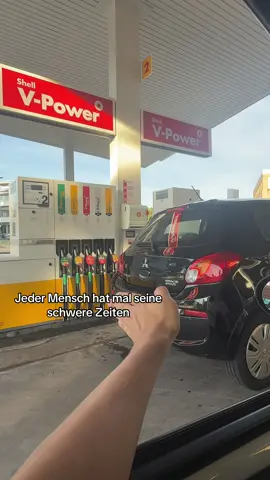 #fyp #stuttgart #schwerezeiten #tankstelle #fyyyyyyyyyyyyyyyy 