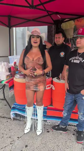 YA ESTAMOS EN LA PLACITA DEL SABOR 🤠♥️✨🫶💃VENGAN MI GENTE HERMOSAAAA🫶