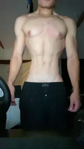 First clip looks edited it’s not tho #framepill #waist #clavicle #aesthetics #davidlaid 