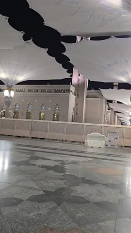 Mera Jena B Hai Kya Jeena Dur Muj Hai Tera Madinah #harramsharrif❤️الحمداللہ #madinahalmunawaroh #12rabi_ul_awal #travelagency #quran 