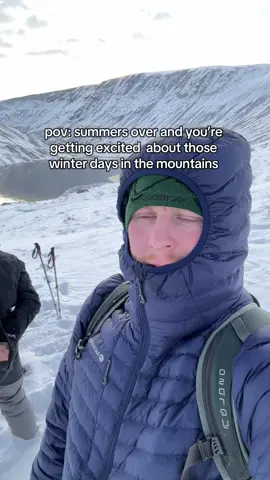 Now that summers over, can we please just fast forward to the snowy days in the mountains  ⛰️❄️ #winterhiking #mountains #snow #Hiking #adventure