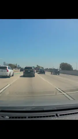 Tell me your petty without telling me you’re petty 🤣💀🤦🏽‍♀️🚔 #LAtraffic #CutPoliceOff #PettyLevel #LosAngeles
