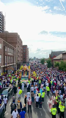 🙇🏻‍♂️                                      #nagarkirtan #ilford #reels #tik_tok #ig1ig3 #khalsa ###khalsa #waheguruji #waheguru_mehar_kre #waheguru #eastlondon #sikhism #sikh #guru #videoviral #video #dji #dronevideo 