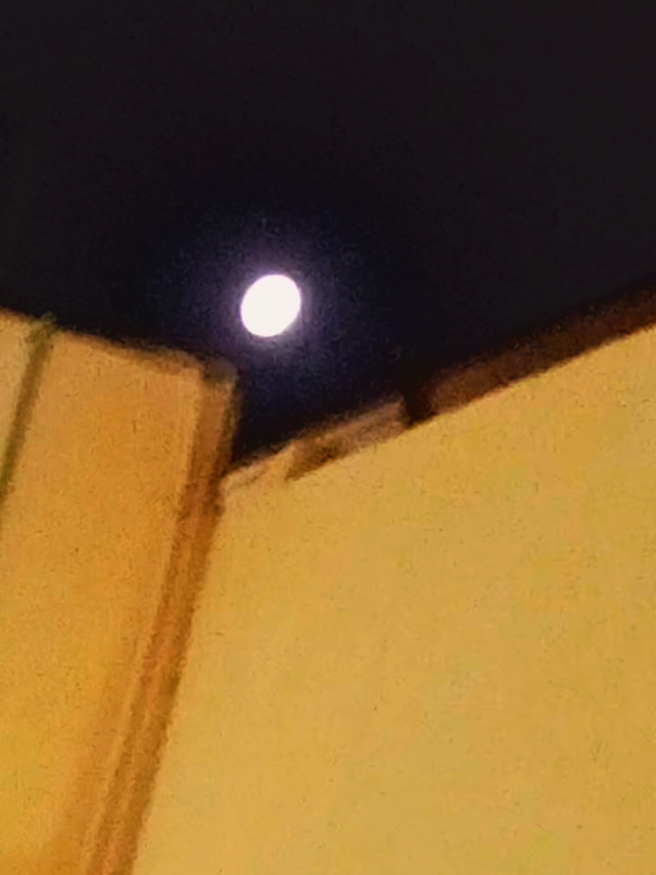 2025 total lunar eclipse  9725 Qatar 6:45 pm- 11:00 pm ❤️❤️❤️❤️❤️ red moon