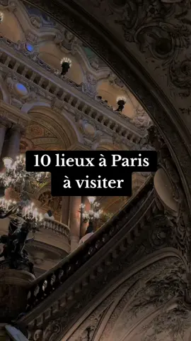 10 lieux incontournables à visiter à Paris 1. Opéra Garnier Époque : Construit entre 1861 et 1875 sous Napoléon III, par l’architecte Charles Garnier. Spécificité : Joyau de l’architecture du Second Empire, avec son grand escalier en marbre, ses dorures et ses plafonds peints par Chagall. Pourquoi incontournable ? : Symbole de l’art lyrique et du faste parisien, une immersion dans la vie mondaine du XIXe siècle. 2. Le Train Bleu Époque : Café-restaurant inauguré en 1901 dans la Gare de Lyon. Spécificité : Décor Belle Époque avec peintures monumentales représentant les villes desservies par la compagnie ferroviaire. Pourquoi incontournable ? : L’un des plus beaux restaurants de Paris, classé monument historique, un voyage dans le temps sans quitter la gare. 3. Rue Crémieux Époque : Créée au milieu du XIXe siècle. Spécificité : Rue piétonne aux maisons colorées, souvent comparée à Portobello à Londres ou Burano à Venise. Pourquoi incontournable ? : Lieu pittoresque, très instagrammable, qui détonne dans l’ambiance parisienne classique. 4. Sacré-Cœur Époque : Basilique construite entre 1875 et 1914, sur la butte Montmartre. Spécificité : Architecture romano-byzantine en pierre blanche, visible de tout Paris. Pourquoi incontournable ? : Panorama unique sur la capitale, haut lieu spirituel et artistique, cœur battant de Montmartre. 5. La Maison Rose Époque : Ouverte dans les années 1900. Spécificité : Petite maison rose pastel, restaurant fréquenté par Picasso, Modigliani et les artistes de Montmartre. Pourquoi incontournable ? : Symbole romantique et artistique de Montmartre, immortalisé par de nombreux peintres et photographes. 6. L’Immeuble penché (rue Lamarck-Caulaincourt) Époque : Immeuble haussmannien du XIXe siècle. Spécificité : Célèbre pour l’illusion d’optique : photographié depuis la butte, il semble penché comme la tour de Pise. Pourquoi incontournable ? : Spot insolite pour les amateurs de photos originales à Montmartre. 7. Musée d’Orsay Époque : Ancienne gare construite en 1900, transformée en musée en 1986. Spécificité : Abrite la plus grande collection d’œuvres impressionnistes et postimpressionnistes au monde (Monet, Van Gogh, Renoir…). Pourquoi incontournable ? : Un lieu où l’architecture (ancienne gare) et l’art s’unissent de façon spectaculaire. 8. Moulin Rouge Époque : Fondé en 1889 à Pigalle. Spécificité : Temple du cabaret parisien, symbole du French Cancan et de la fête parisienne. Pourquoi incontournable ? : Lieu mythique de la vie nocturne, immortalisé par Toulouse-Lautrec et les films. 9. Hôtel des Invalides Époque : Édifié entre 1671 et 1706 sous Louis XIV. Spécificité : Chef-d’œuvre classique abritant le musée de l’Armée et le tombeau de Napoléon Ier sous le Dôme doré. Pourquoi incontournable ? : Un lieu chargé d’histoire militaire et un monument emblématique de la grandeur française. 10. Parvis du Trocadéro Époque : Aménagé lors de l’Exposition universelle de 1937. Spécificité : Large esplanade en face du Palais de Chaillot, offrant la vue la plus emblématique sur la tour Eiffel. Pourquoi incontournable ? : L’endroit parfait pour admirer, photographier et ressentir toute la magie de Paris.