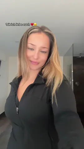 #curvytok #curvywomen #fyp #16k 
