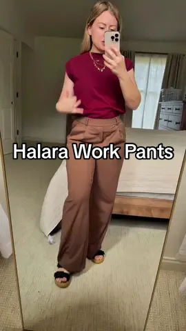 The stretchiest and comfiest pair of work pants I’ve ever owned 🙌🏻 #halaraworkleisure #halaraworkpants #officeoutfits #workoutfits #corporategirlies 