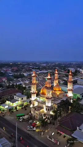 Keindahan Masjid Al-Aqsho Ngemplak Kidul 📍93M3+J9C, Sawahan, Ngemplak Kidul, Kec. Margoyoso, Kabupaten Pati, Jawa Tengah 59154 Time Di Lapangan :  @petek  #pati  #patihits  #masjid  #masukberanda  #fyp 