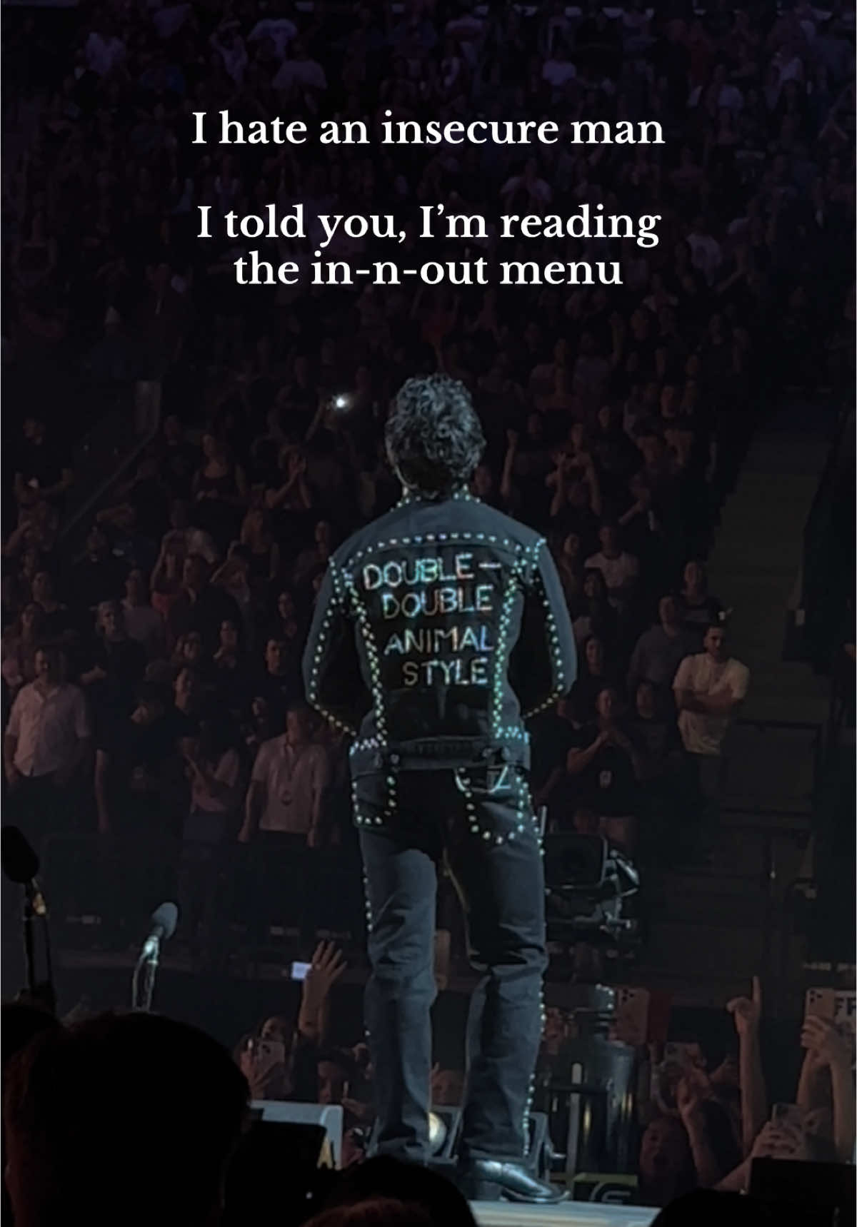 LA show with @joejonas  🙂‍↔️ #jonasbrothers #intuitdome #greetingsfromyourhometown #innout 