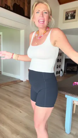 @Colorfulkoala Shop bump friendly biker shorts.. yes please #bikershorts #nofrontseam #bumpfriendly 