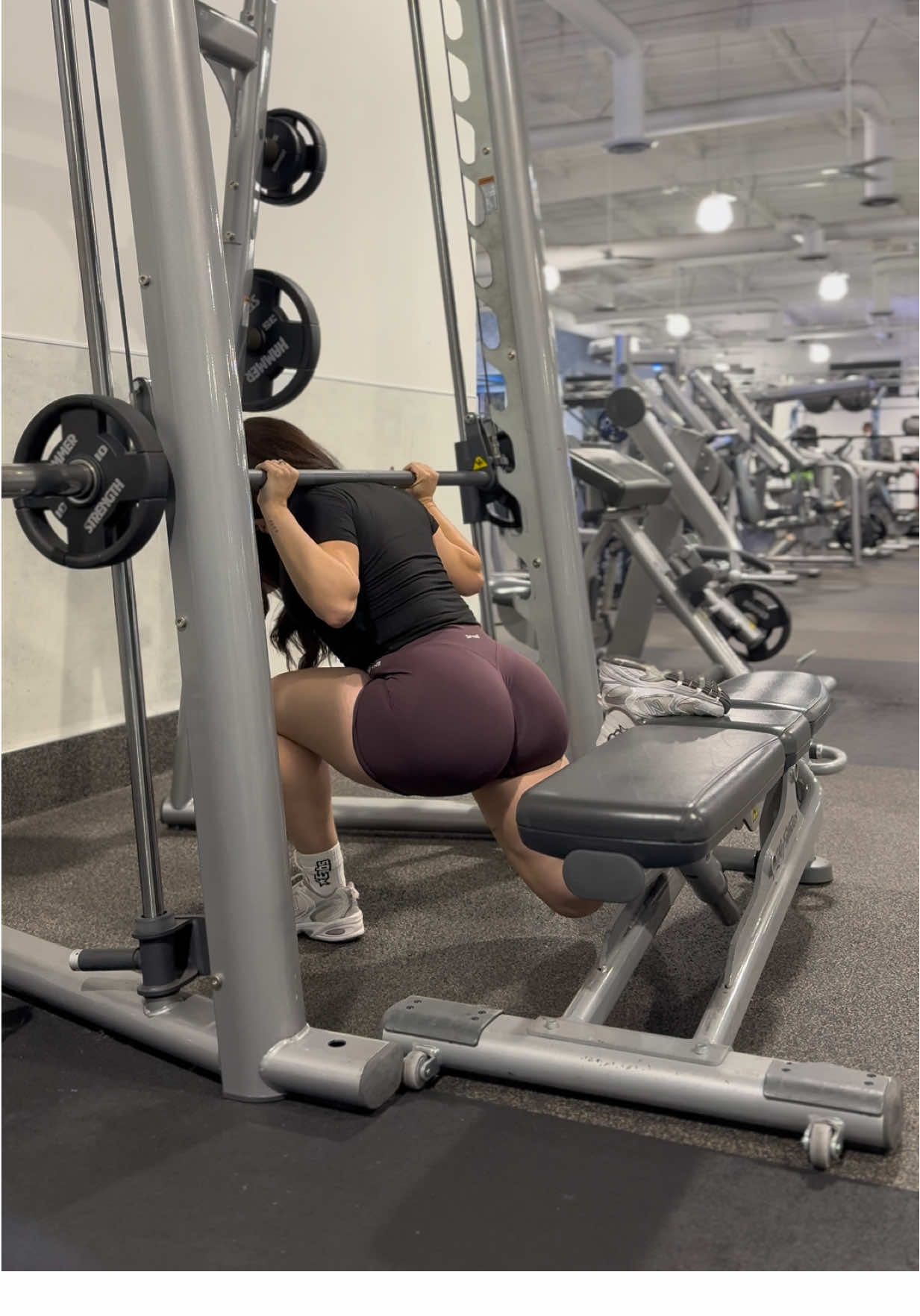 Grow your glutes in 3 months 😙🫦 @DFYNE | code LISS 🍇 #glutes #glutegrowth #gluteday 