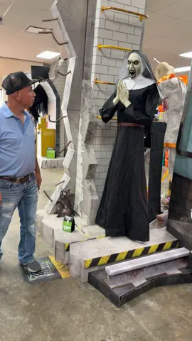 🤣 🤣 #spirithalloweenstore 