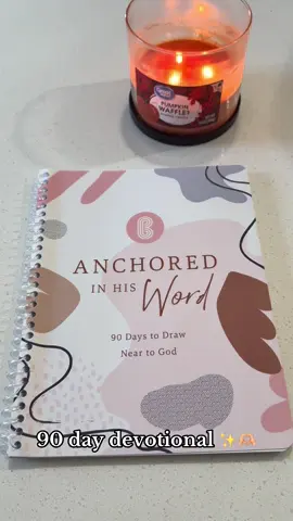 He loves you ❤️ #jesuslovesyou #Godsword #devotional #christmasgiftideas #Godslove 