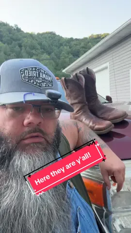 @SHOEBACCA Durango patriotic distressed boot. Comfortable and fit perfect. #shoebacca #durango #farmtok #boots #tiktokshopcreatorpicks 