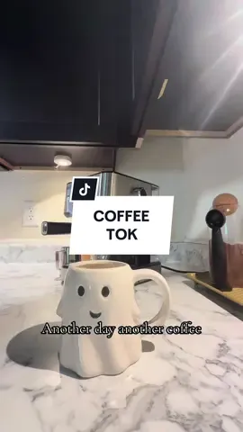 Another day another ☕️  1 shot of espresso of choice Ice Whole milk Vanilla creamer frothed Caramel drizzle  Cinnamon  #coffeetiktok #coffee #coffeetok 