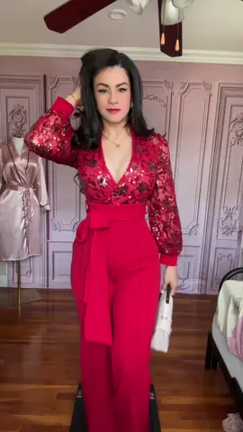 😍😍😍 #parati #foryou #foryourpage #outfit #TikTokshop 
