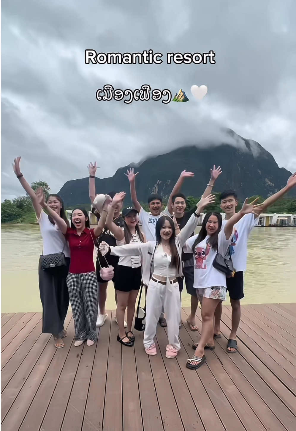 #romantic resort ⛰️🤍#ທີ່ພັກເມືອງເຟືອງ 🤍 ສົນໃຈທີ່ພັກຈອງມາຈາກຄິບນີ້ມີສ່ວນຫລຸດ📌