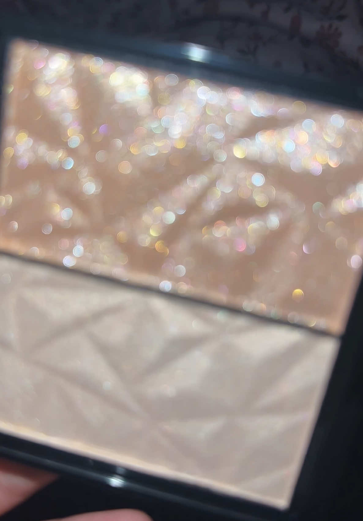 @NYX Professional Makeup #glitter #highlight #makeup 