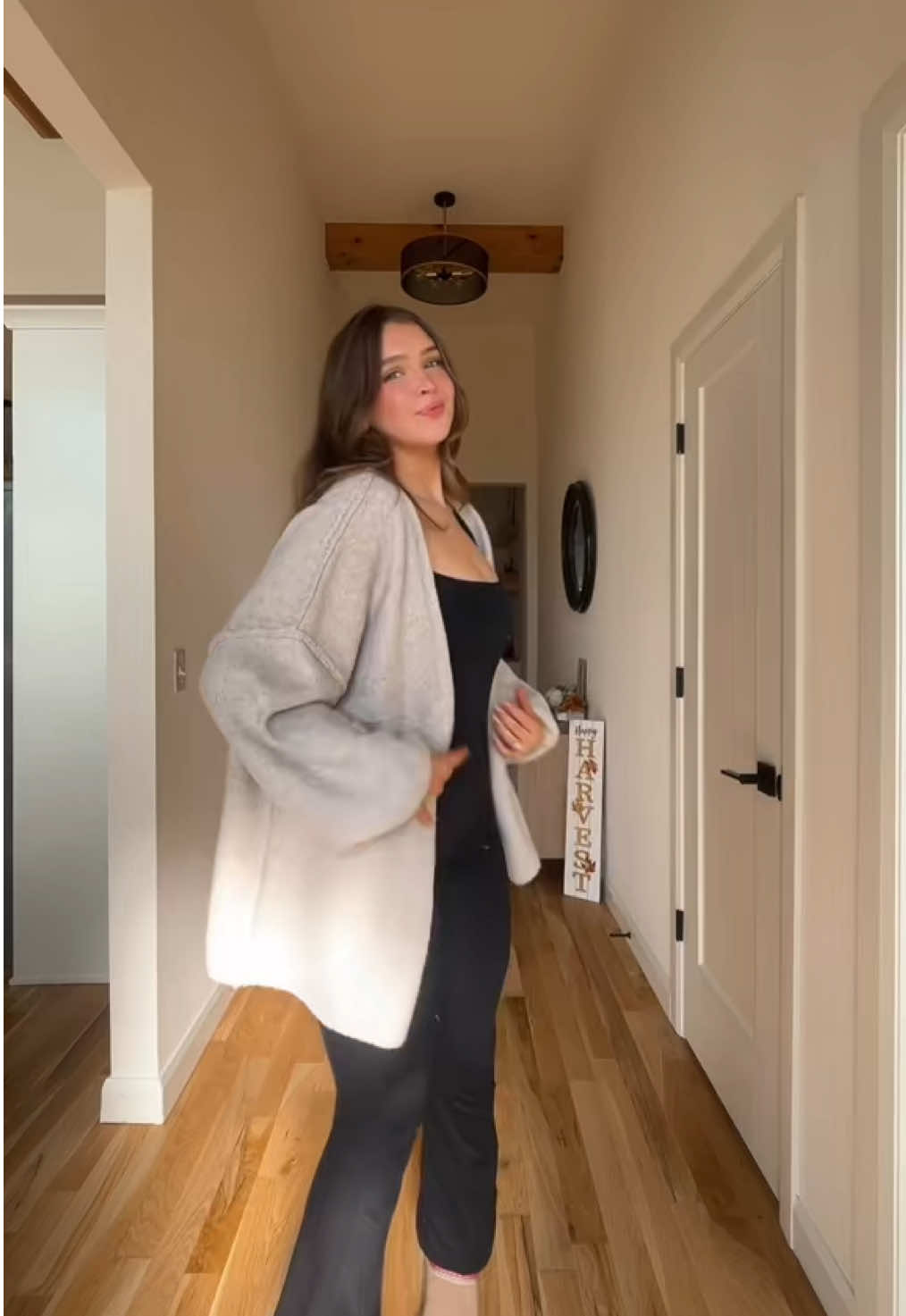@PrettyGarden This cardigan is everythinggg.. 😩  #fyp #cardigan #tiktokshop #fallfashion #trending 