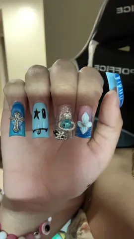 guys hope yall like my new nails.. 🌀🩵#fyp #viral #stopmotion #nails #bluenails💅🏽🦋💙 