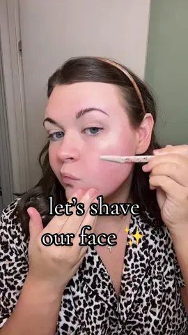 ✨ Smooth skin unlocked ✨ Obsessed with how easy these Kitsch face razors make dermaplaning at home 🪒🤩 