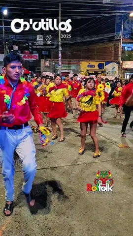 Fraternidad Flor de Girasoles, en la entrada de Ch'utillos 2025. 🇧🇴 Fiesta de Ch'utillos,se celebra anualmente en la ciudad de Potosí, Bolivia, en honor a San Bartolomé y San Ignacio de Loyola, reconocido como Patrimonio Cultural Inmaterial de la Humanidad el año 2023 por la UNESCO. 🇧🇴 #chutillospotosí🇧🇴  #llamerada   #fraternidadflordegirasoles #zapateoboliviano     #chutillos2025 