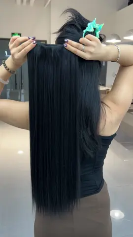 Effortlessly hair-everyday magic #fallfashion #hairextensions #extensions #beautifulhair #hairstyle 