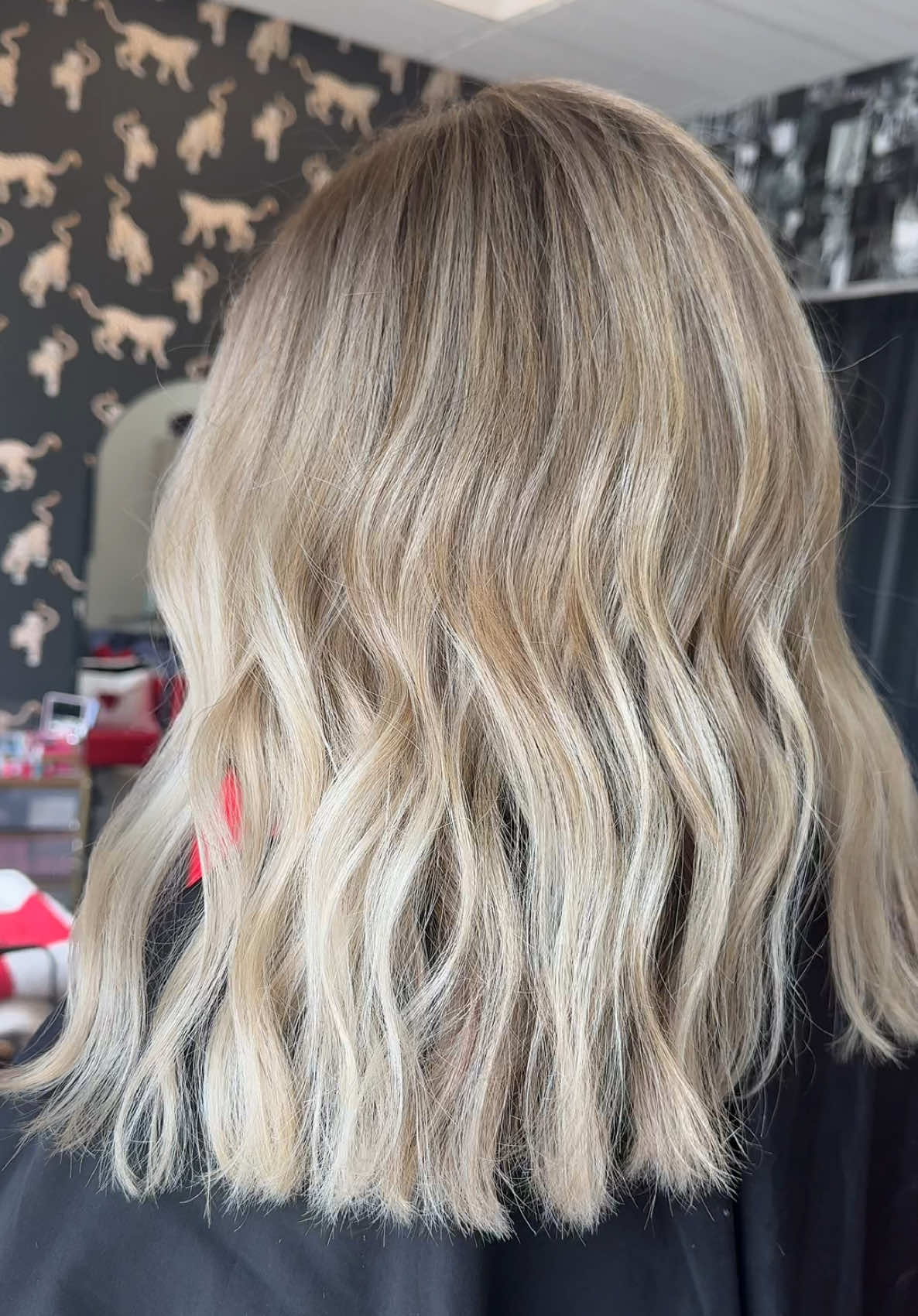 not all blondes go dark for the fall <3 #hairtok #hairtransformation #hairstylist #foryou 