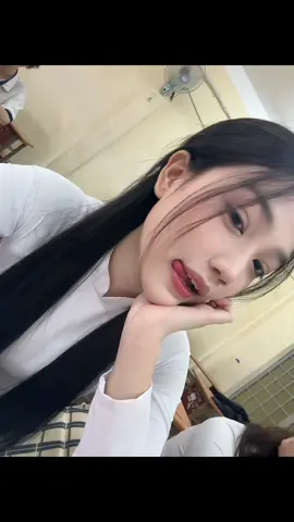 đã về tóc đen😭