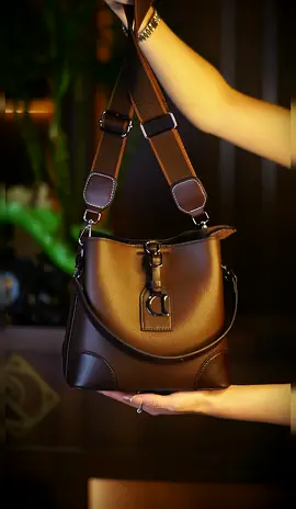 #slingbag #handbags #handbagmurah #forwomenbag #tiktokshop #fyp #handbagtiktok #tiktokshop99shoppingfestival 